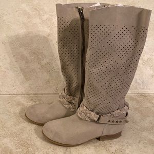Naughty Monkey tan/cream suede Boot size 8
